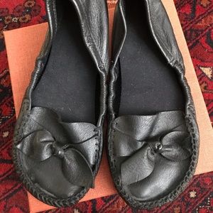 Unshoes Barefoot Loafer Primrose 7.5 leather
